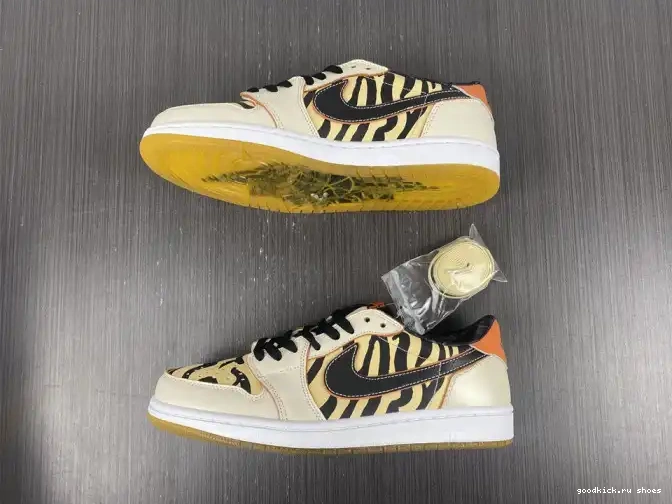 Cheap the Air DH6932-100 Tiger Jordan of OG Low 1 Year 0430